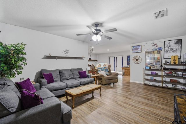 123 Harmon Road, Gun Barrel City, TX 75156