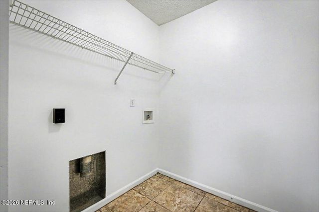 5935 LONG COVE Drive, Jacksonville, FL 32222