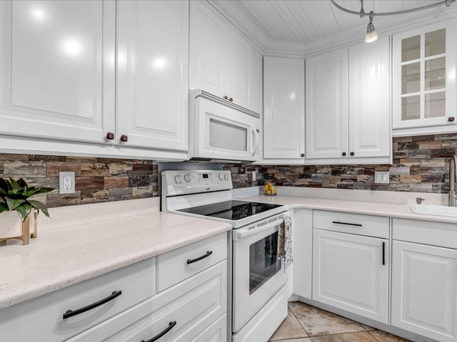 1151 Calamondin Terrace, Delray Beach, FL 33445