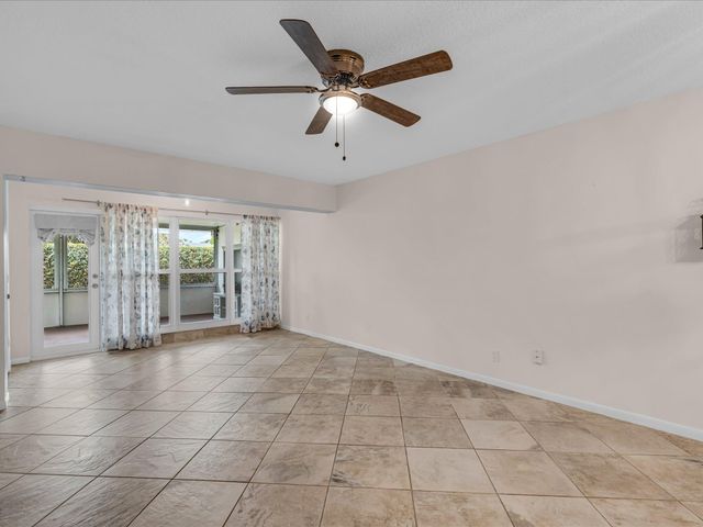 1151 Calamondin Terrace, Delray Beach, FL 33445