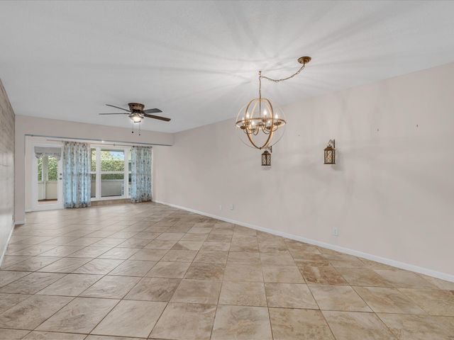 1151 Calamondin Terrace, Delray Beach, FL 33445