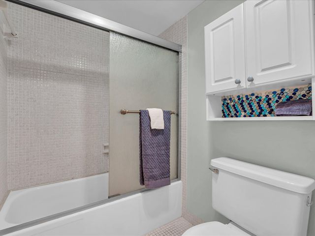 1151 Calamondin Terrace, Delray Beach, FL 33445