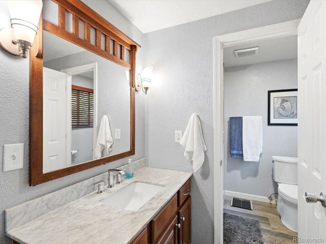 4811 W 102nd Ave, Westminster, CO 80031