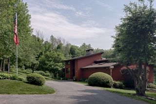 1023 N. Woodstock Road, Southbridge, MA 01550