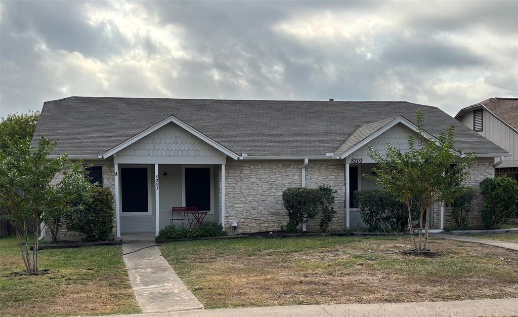 8203 West Gate BLVD A and B, Austin, TX 78745