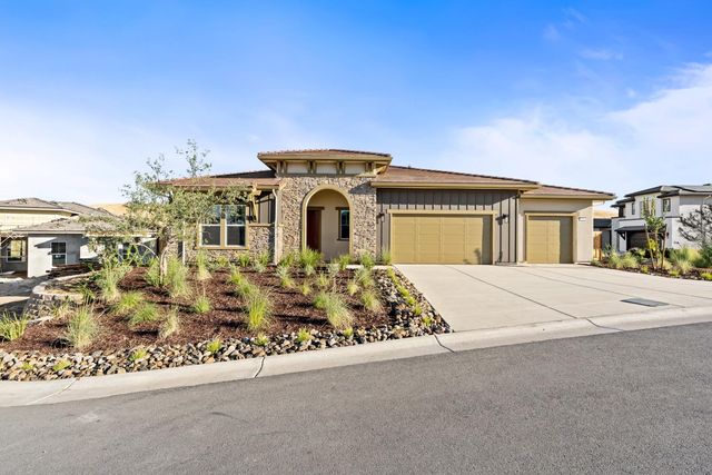 4527 Iron Creek Court, Friant, CA 93626