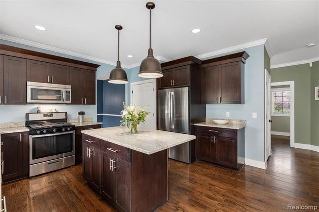 4790 Catalina Drive, Lake Orion, MI 48359