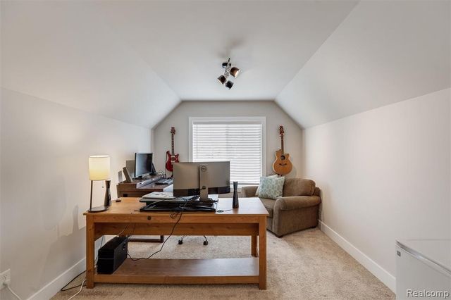 4790 Catalina Drive, Lake Orion, MI 48359