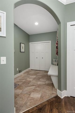 4790 Catalina Drive, Lake Orion, MI 48359