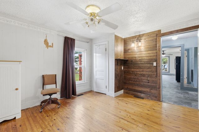 2495 Highway 52, E, Portland, TN 37148