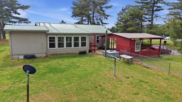 2495 Highway 52, E, Portland, TN 37148