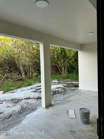 364 Tamarind Circle NW, Palm Bay, FL 32907