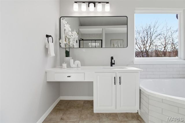 564 Hickory Manor, Arnold, MO 63010