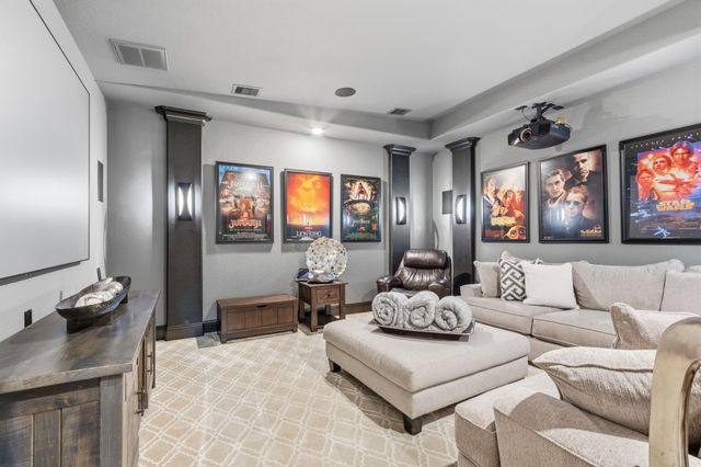 134 S Curly Willow Circle, Tomball, TX 77375