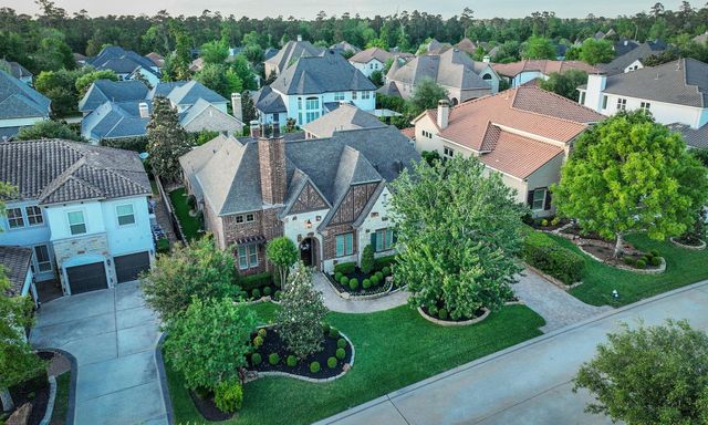 134 S Curly Willow Circle, Tomball, TX 77375