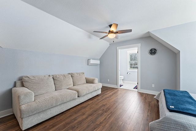 702 Viney Grove Road, Prairie Grove, AR 72753