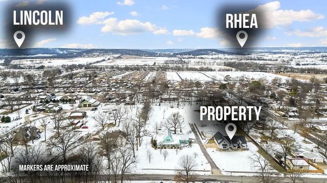 702 Viney Grove Road, Prairie Grove, AR 72753