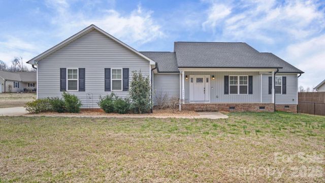 3897 Ritchie Road, Lincolnton, NC 28092