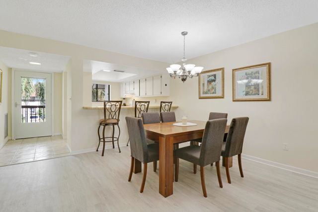 1600 NE Dixie Highway 10-203, Jensen Beach, FL 34957