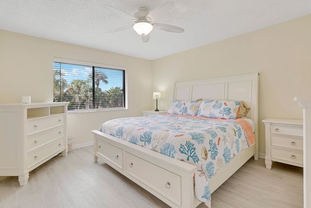 1600 NE Dixie Highway 10-203, Jensen Beach, FL 34957