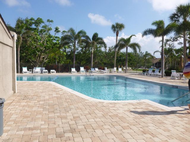 1600 NE Dixie Highway 10-203, Jensen Beach, FL 34957