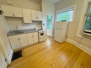 28 Academy Hill Rd 1F, Boston, MA 02135