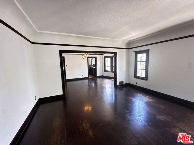 156 N Kenmore Avenue 2, Los Angeles, CA 90004
