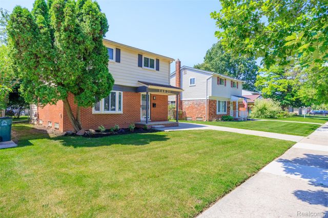 14631 Labelle Street, Oak Park, MI 48237