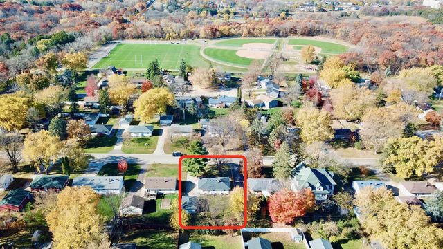 42 Oday Street, Maplewood, MN 55119