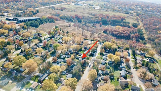 42 Oday Street, Maplewood, MN 55119