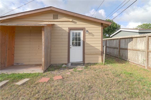 4310 Mistletoe Dr, Corpus Christi, TX 78411