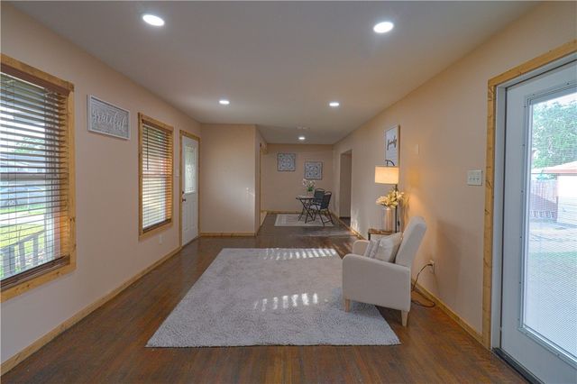 4310 Mistletoe Dr, Corpus Christi, TX 78411