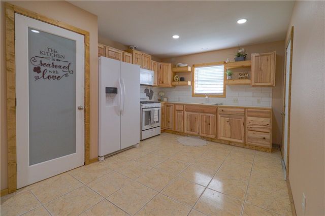 4310 Mistletoe Dr, Corpus Christi, TX 78411