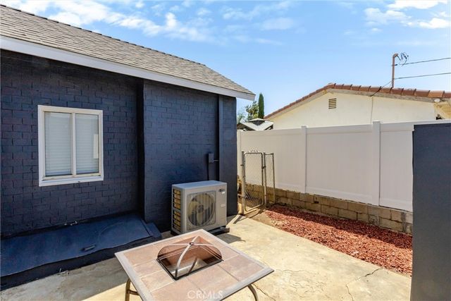 889 Pennsylvania, Beaumont, CA 92223