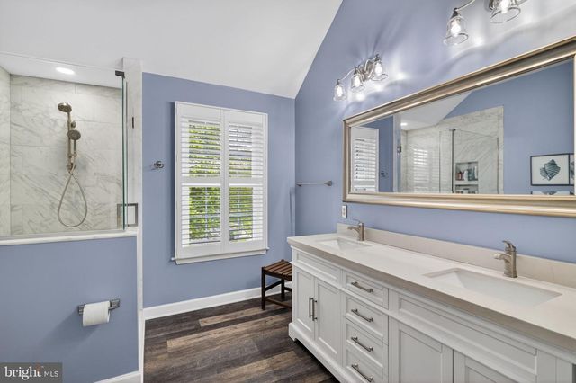 5 BLUE BELL LN, Robbinsville, NJ 08691