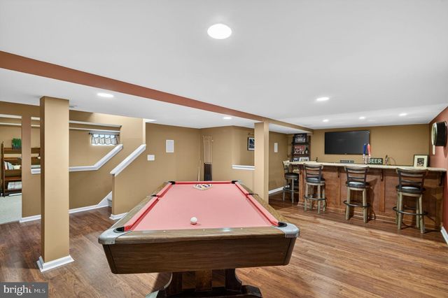 5 BLUE BELL LN, Robbinsville, NJ 08691