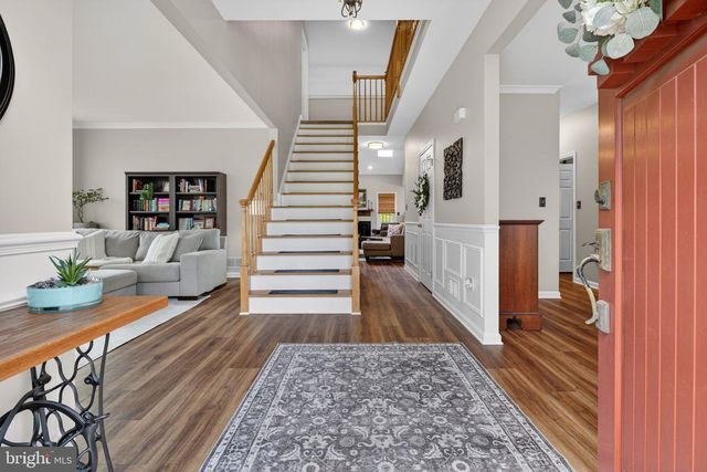 5 BLUE BELL LN, Robbinsville, NJ 08691