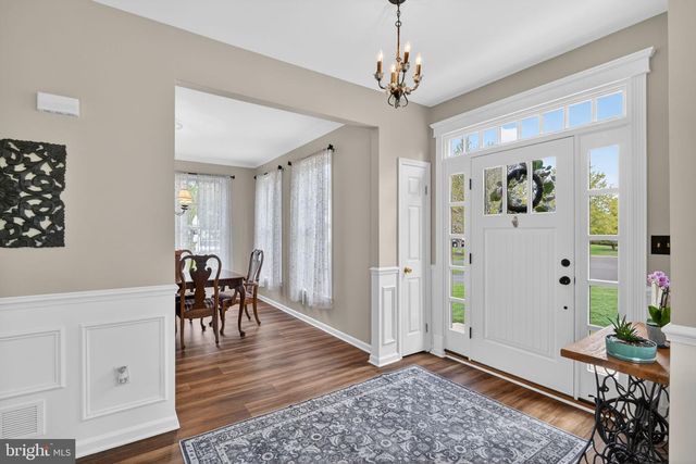 5 BLUE BELL LN, Robbinsville, NJ 08691