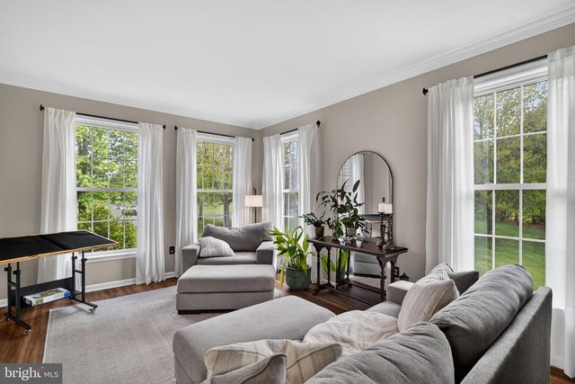 5 BLUE BELL LN, Robbinsville, NJ 08691