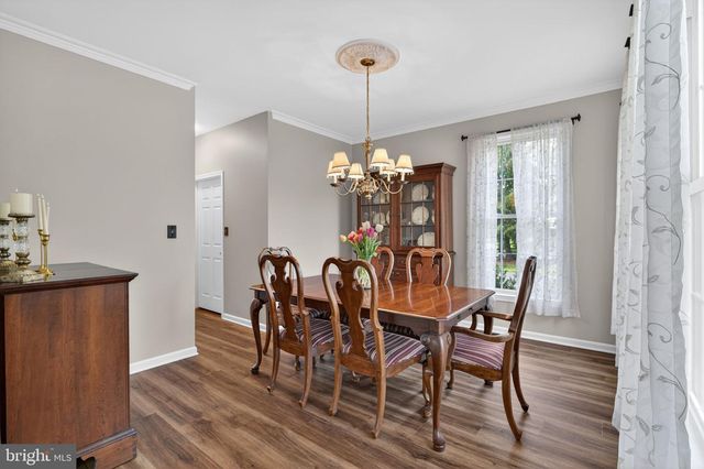 5 BLUE BELL LN, Robbinsville, NJ 08691