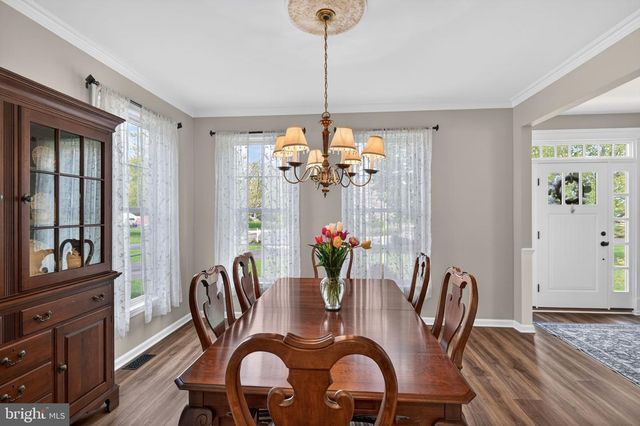 5 BLUE BELL LN, Robbinsville, NJ 08691