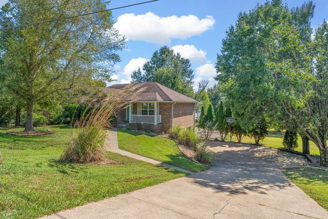 944 Sable Dr, Clarksville, TN 37042