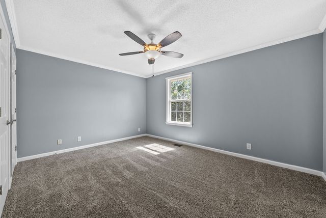 944 Sable Dr, Clarksville, TN 37042