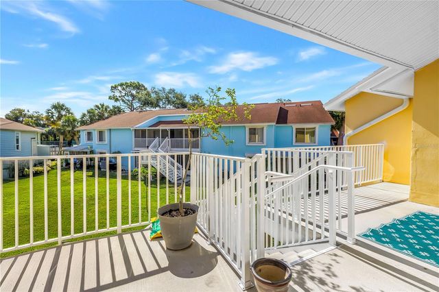 3580 41ST LANE S I, St Petersburg, FL 33711