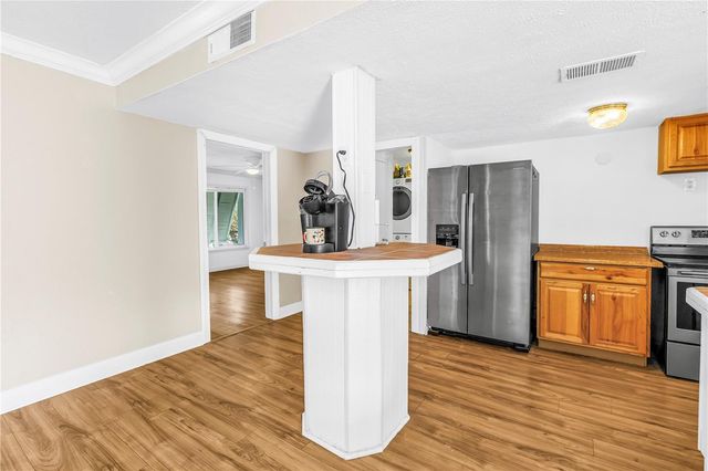 3580 41ST LANE S I, St Petersburg, FL 33711