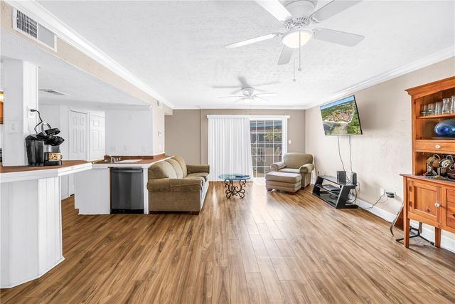 3580 41ST LANE S I, St Petersburg, FL 33711