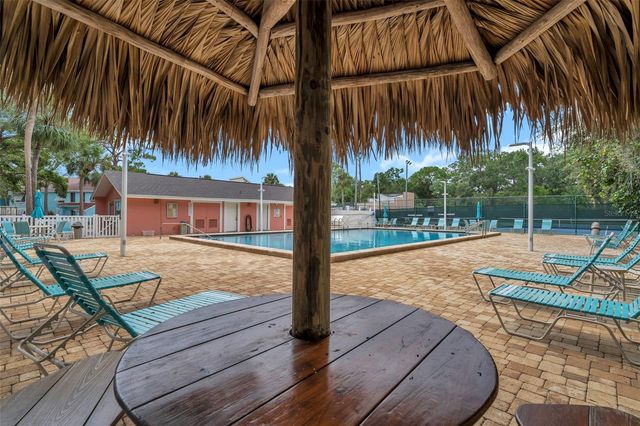 3580 41ST LANE S I, St Petersburg, FL 33711