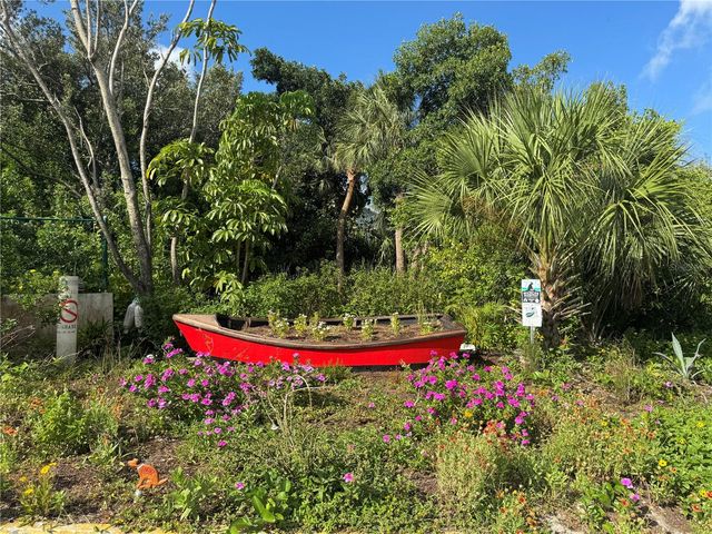 3580 41ST LANE S I, St Petersburg, FL 33711