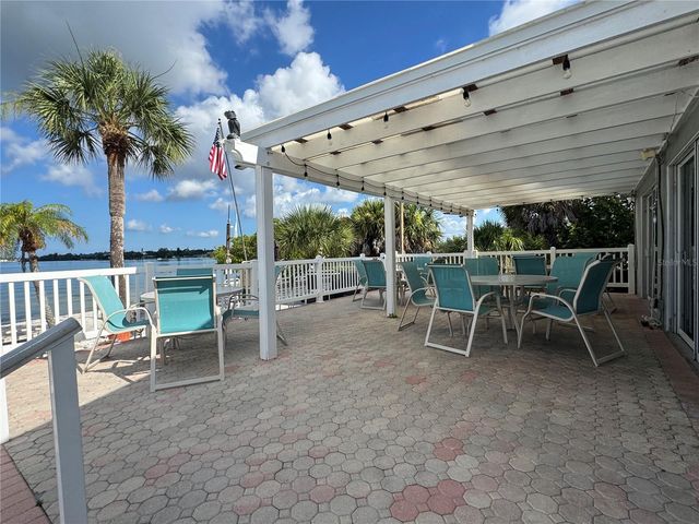 3580 41ST LANE S I, St Petersburg, FL 33711
