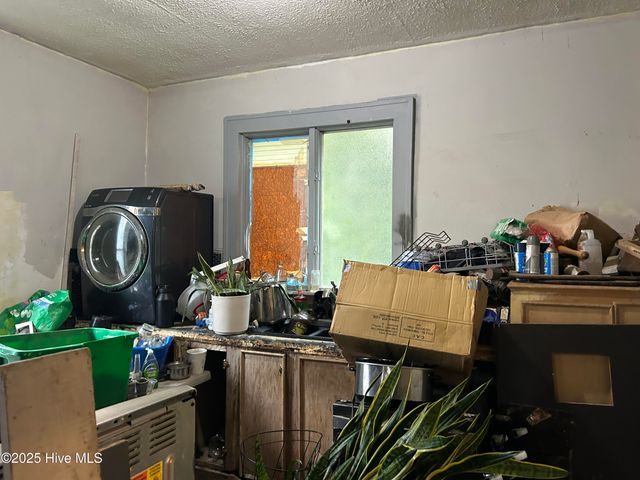 211 E Elm Street, Goldsboro, NC 27530